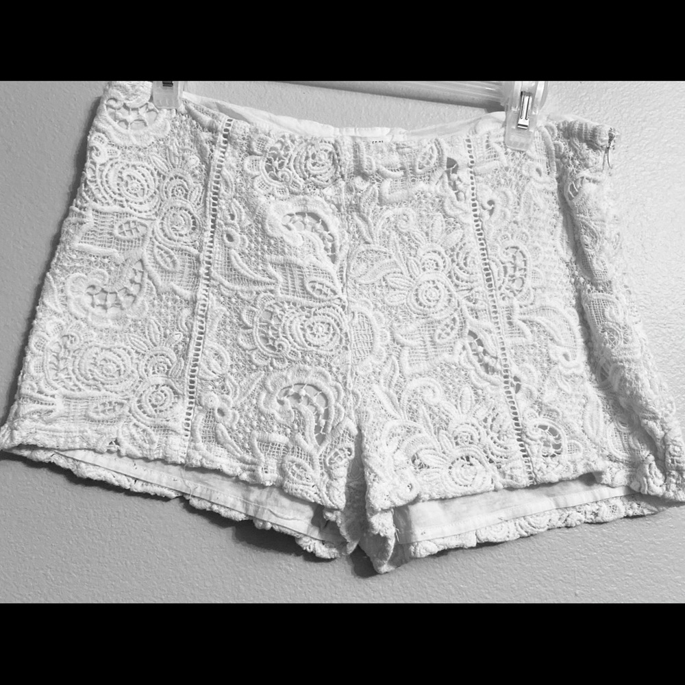 Forever 21 White Lace Shorts